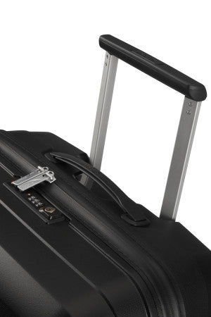 American Tourister Airconic 67cm Medium Suitcase Black - Carews.ie